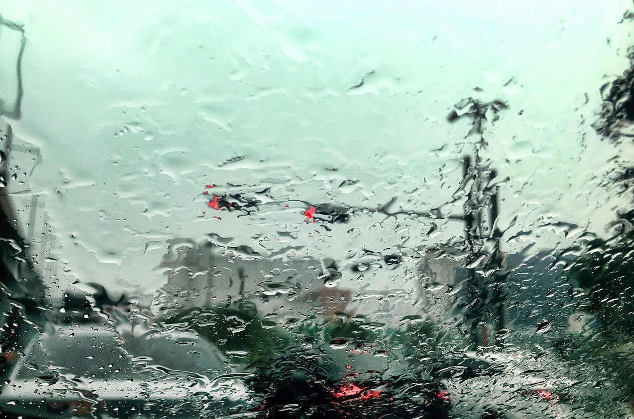 Χαλάει ξανά ο καιρός από τα μέσα της εβδομάδας